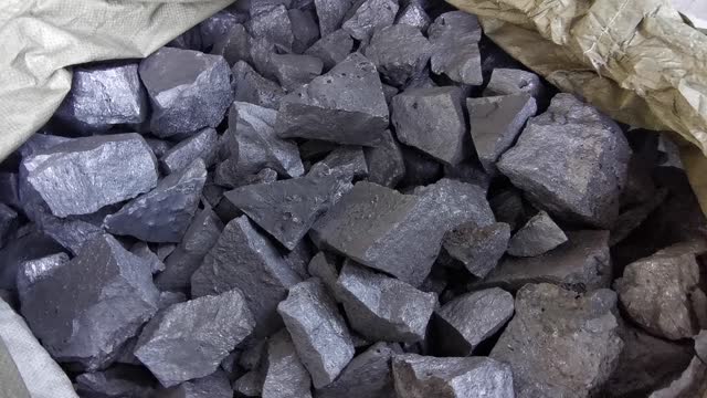 ferrosilicon-FeSi75-FeSi72-FeSi70